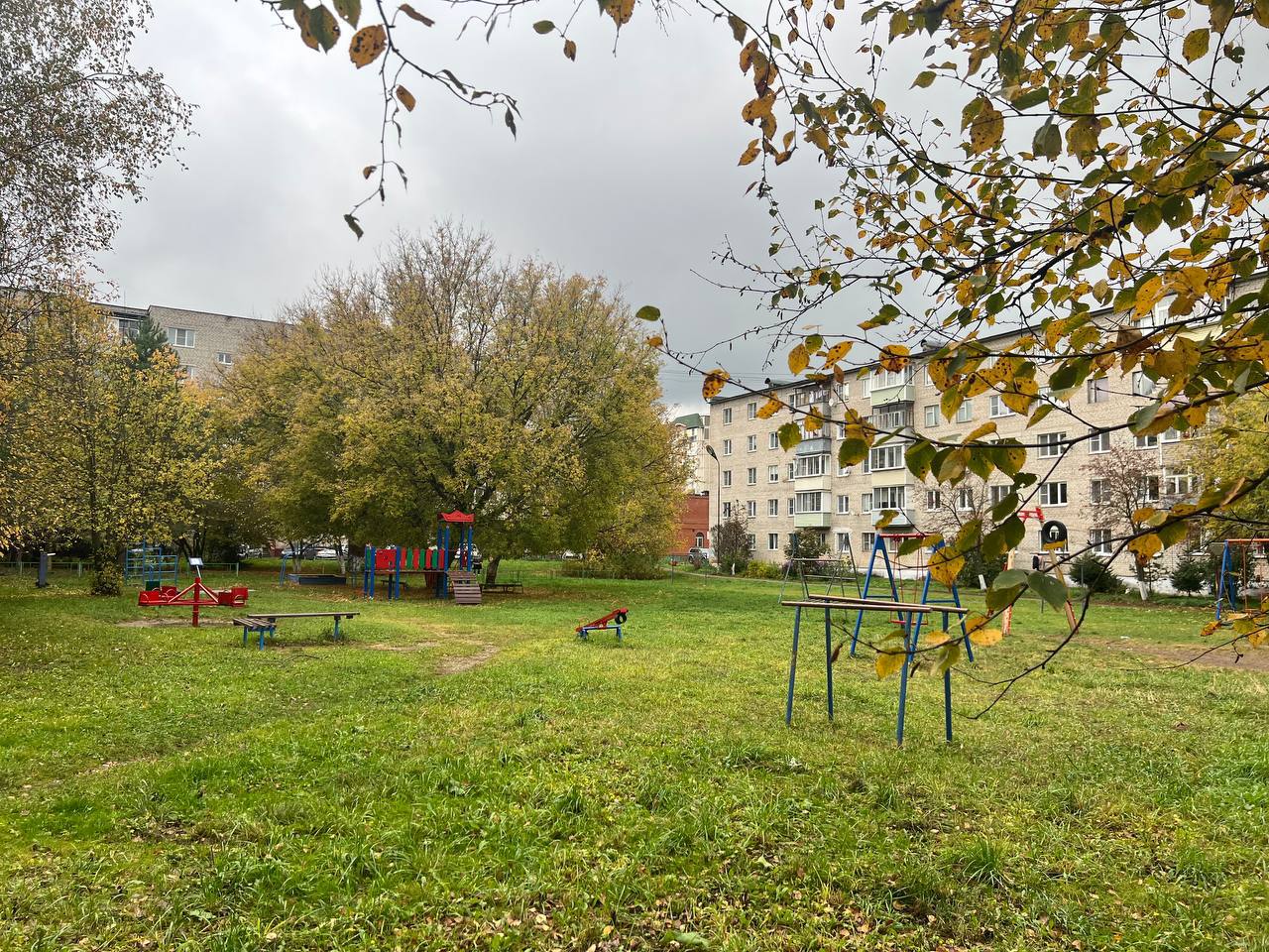 В Балабаново откроется современная детская площадка раньше срока.