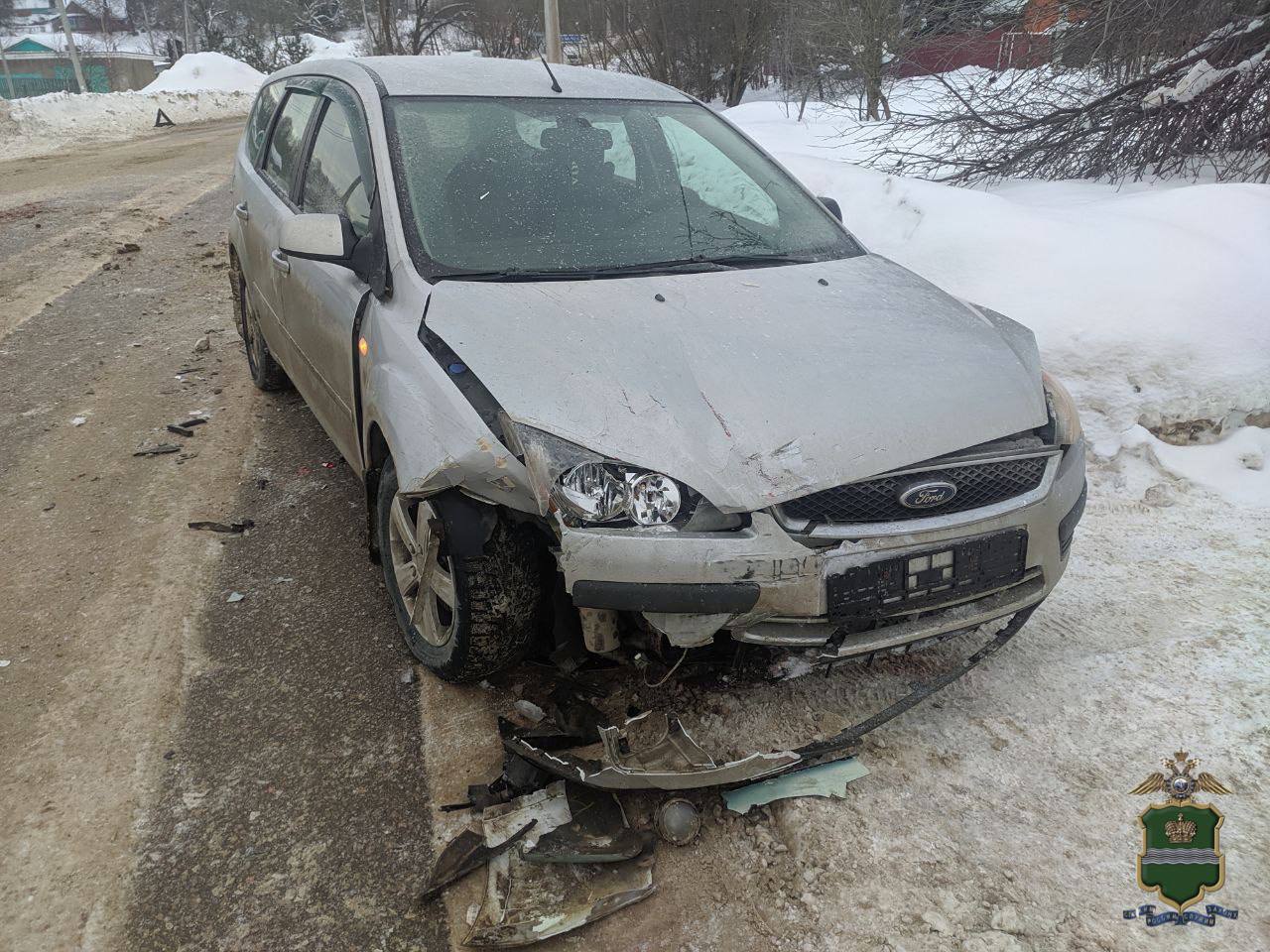 На калужской трассе произошло столкновение Renault Logan и Ford Focus. По данным областного УМВД,...