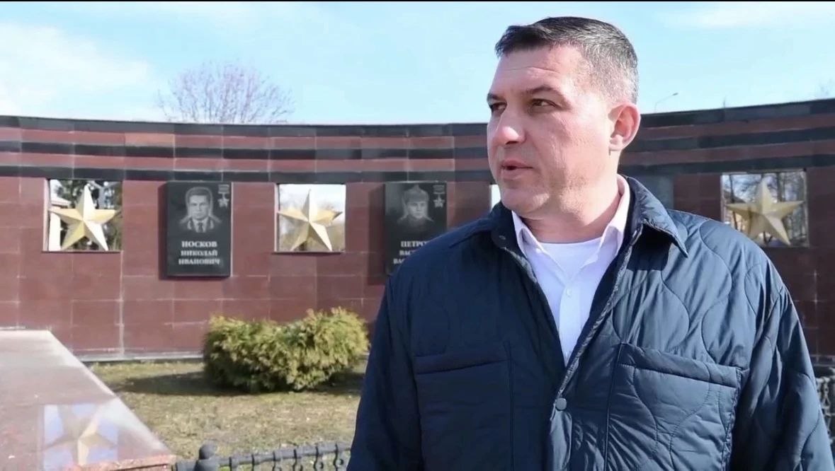 В Малоярославце планируется реставрация мемориала ВОВ. Глава округа Вячеслав Парфенов заявил о на...