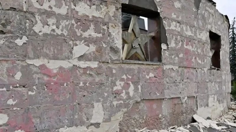В Малоярославце приступили к ремонту памятной стены на площади Жукова.

Ранее жители сообщали о п...