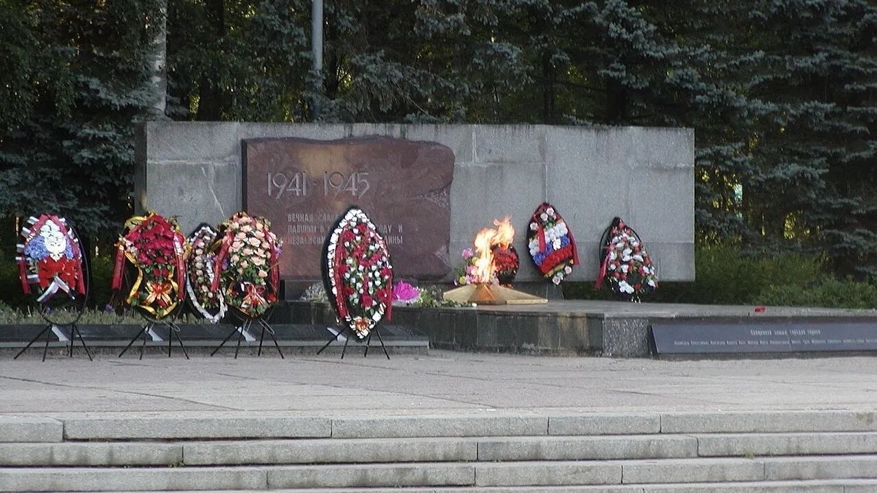 Руководителям калужских муниципалитетов предстоит лично оценить состояние памятных мест и воински...